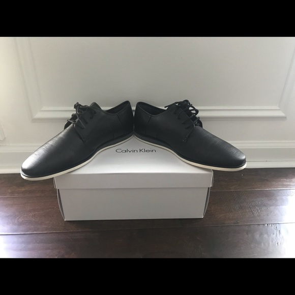 Mens Calvin Klein Shoes - Picture 2 of 5